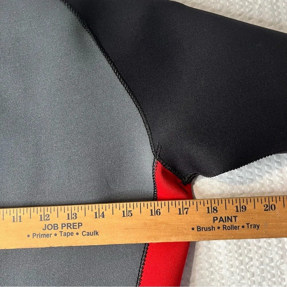 Vintage 1996 Ocean Pacific Short Wet Suit Size M